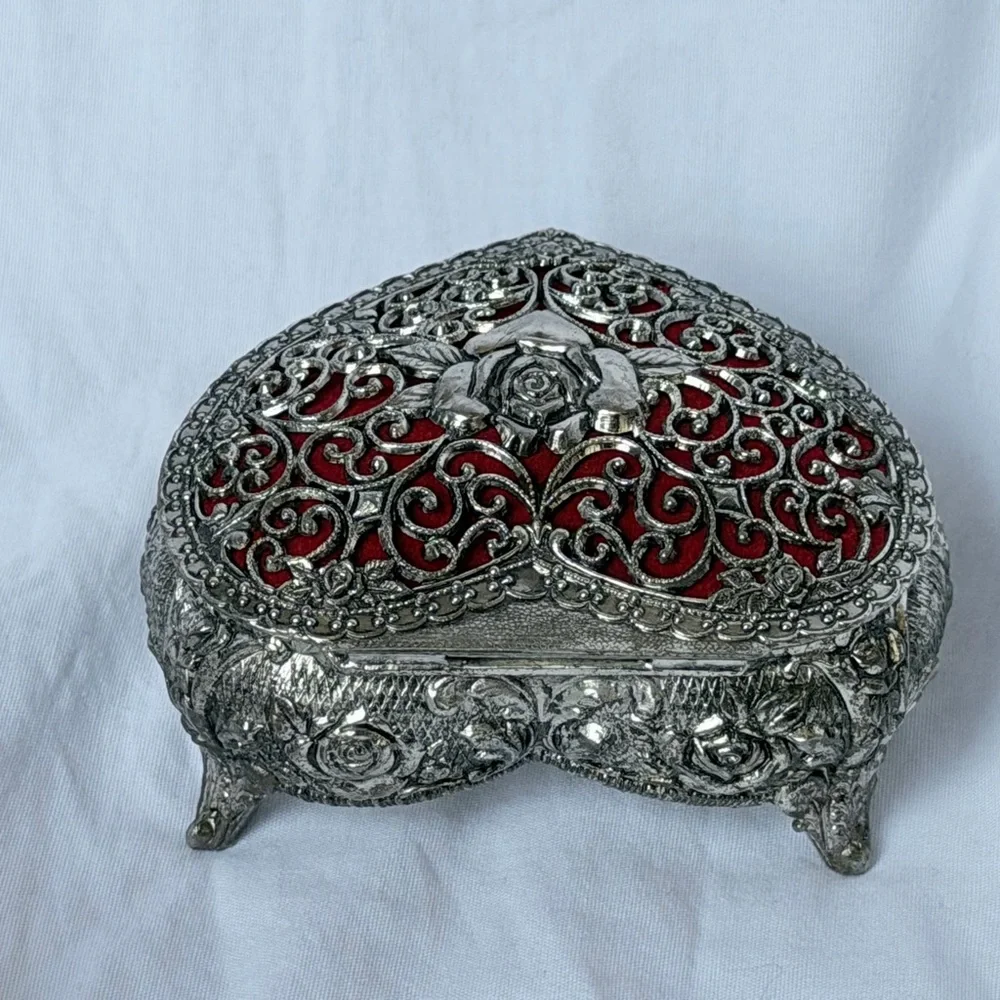 N/A decorative heart